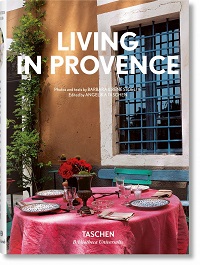 30942-LIVING IN PROVENCE